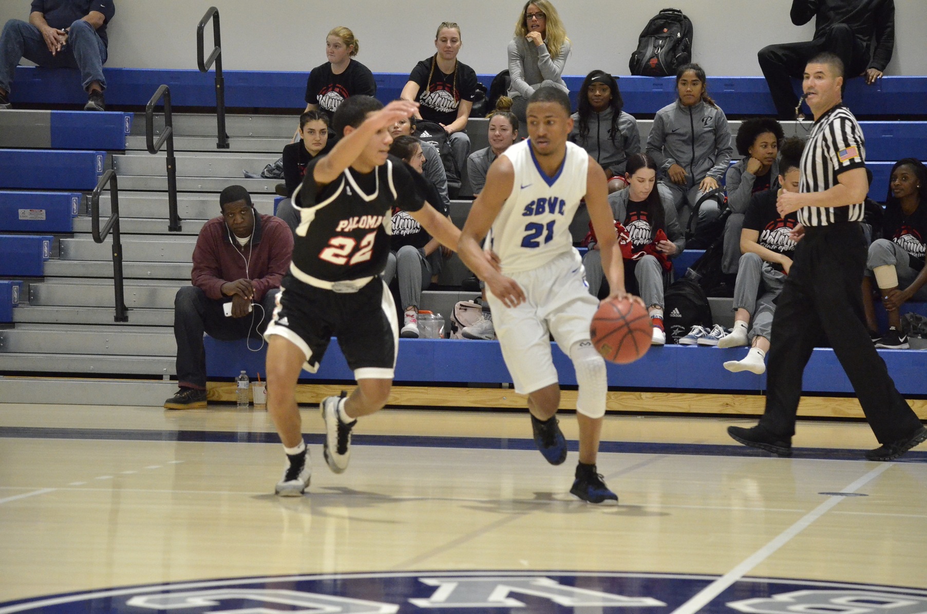 Early Run Helps Wolverines Cruise Past Palomar