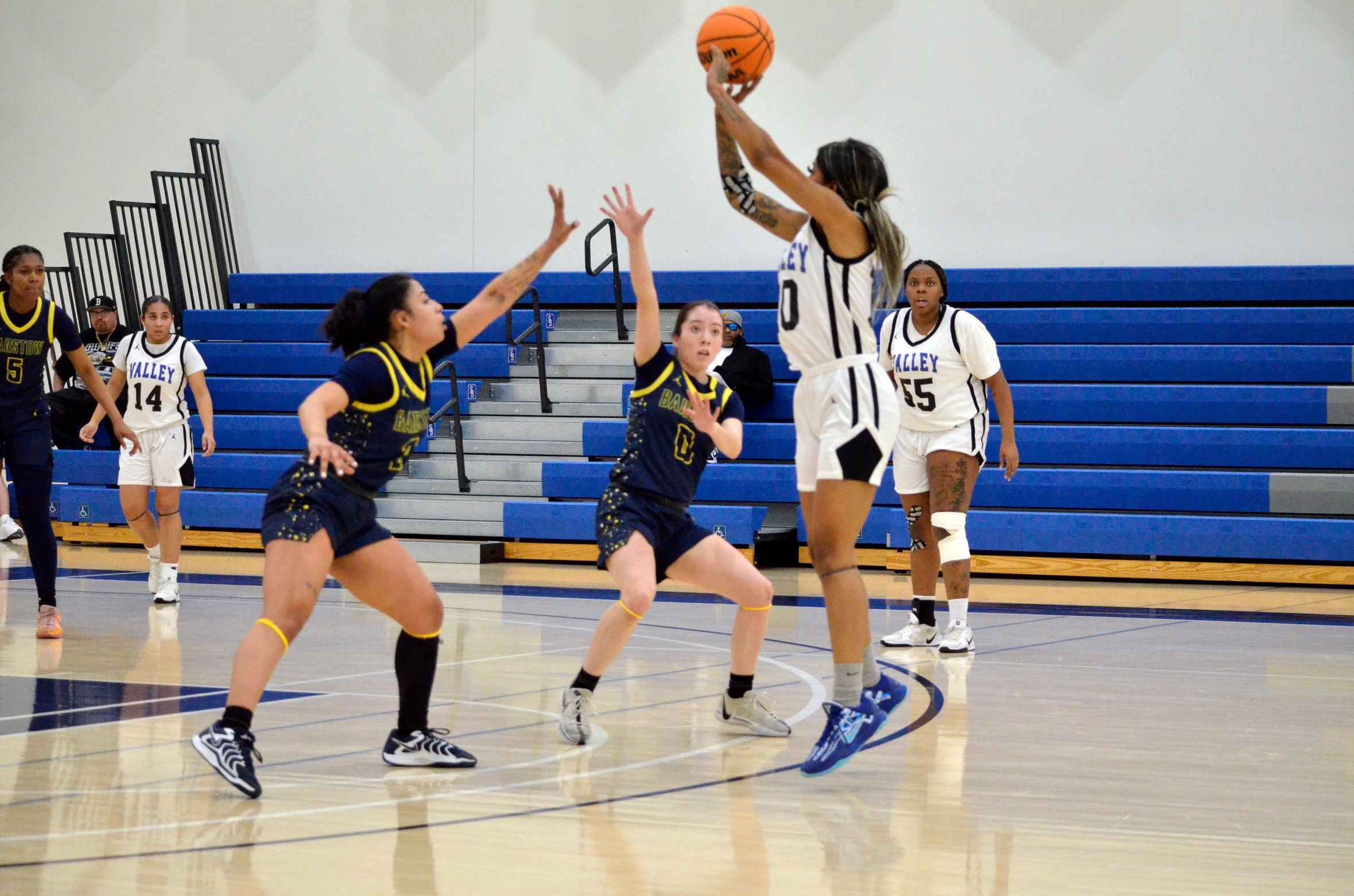 SBVC Honors Sophomores, Rolls Past Barstow